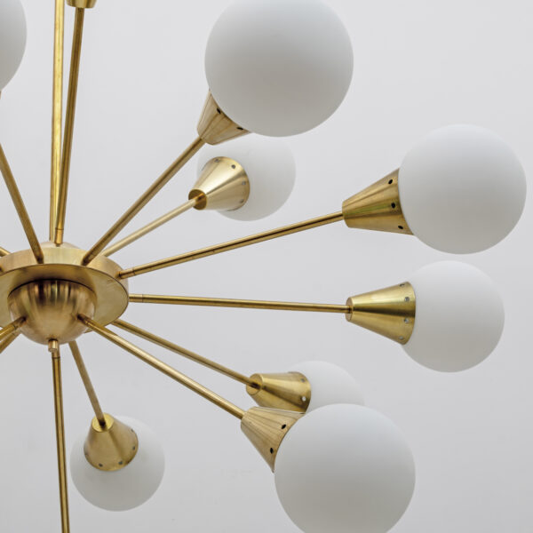 Italian Brass and Glass Opaline Large Sputnik Chandelier, 70s - Image 7